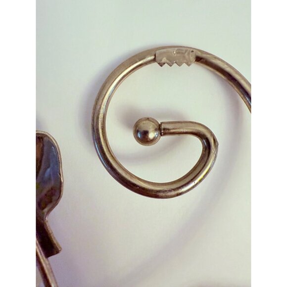 Regency Brass Taper Candle Sconce Decorative Romantic Wall Mounted Leaf Scroll - Picture 8 of 12